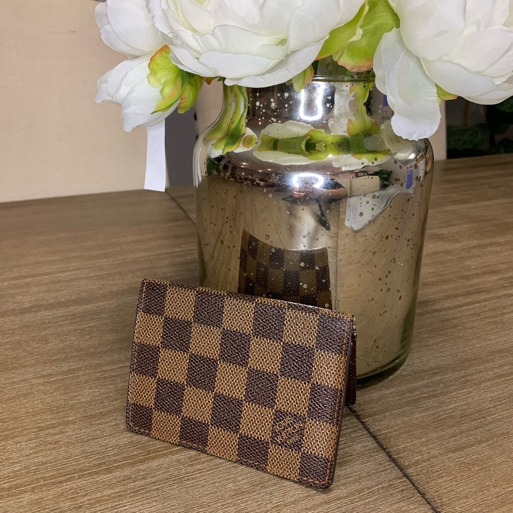 Authentic Louis Vuitton Damier Ebene Card Holder